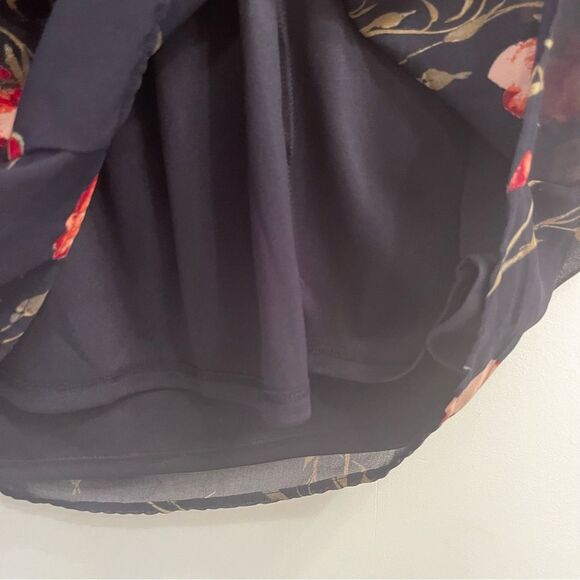 Isabel Maternity By Ingrid & Isabel Empire Floral Blouse Tie Back Top Size Small - Picture 9 of 11